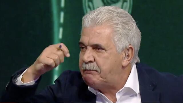 Tuca Ferretti dio cátedra en Futbol Picante: imponen jugadores a Javier Aguirre y partido molero en Puebla contra el último de España