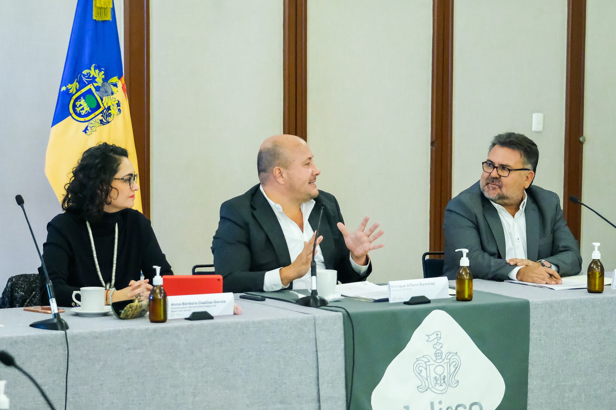 Enrique Alfaro anuncia inversión histórica en 2023 para rehabilitar escuelas de todos los niveles