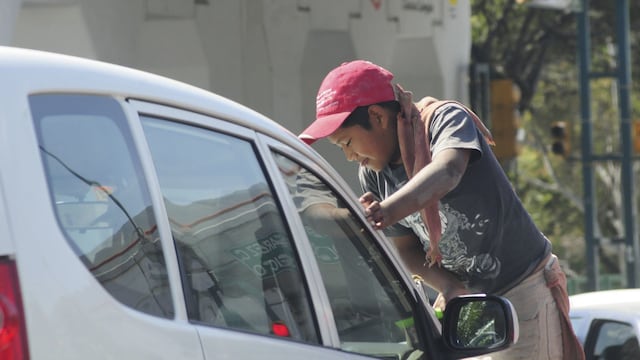 Menores de edad trabajando