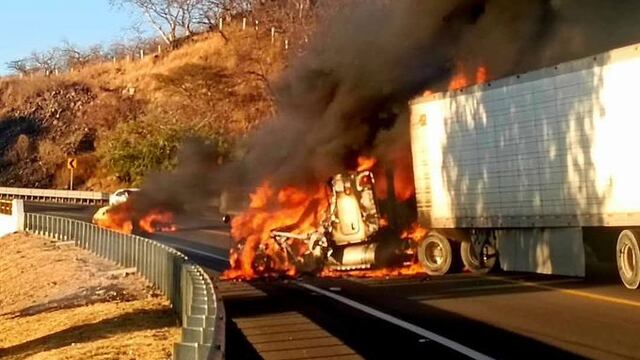 Bloqueos y enfrentamientos en La Barca, Jalisco, y La Piedad, Michoacán