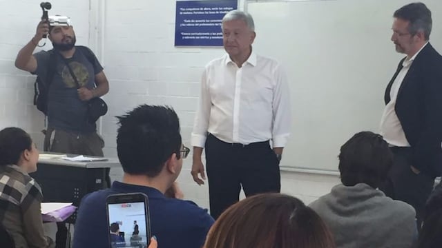 Visita AMLO la Facultad de Derecho de la UNAM