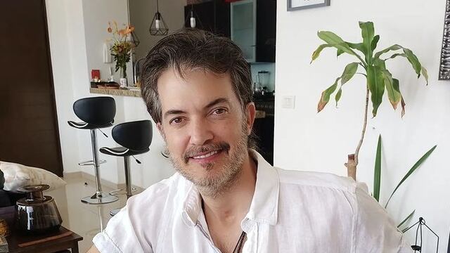 Fernando del Solar, conductor.