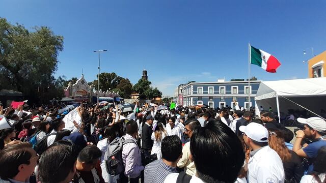 Manifestación médicos Puebla