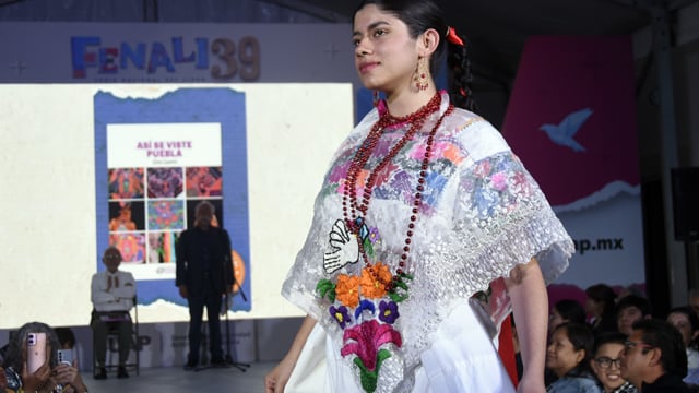 Feria del Libro BUAP rompe récord con más de 80 mil asistentes.