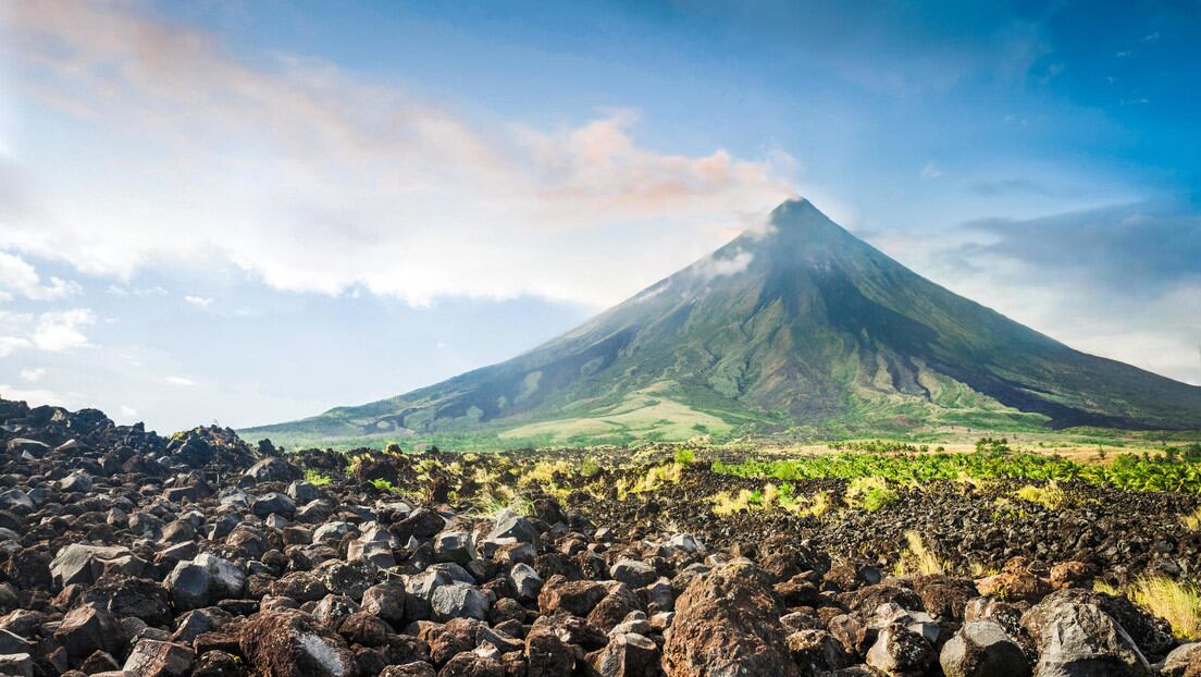 VOLCÁN MAYÓN, FILIPINAS