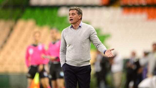 Michel en un partido de Pumas