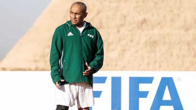 ¿Quién es Ahmad Ahmad? expresidente de la Confederación Africana de Futbol.