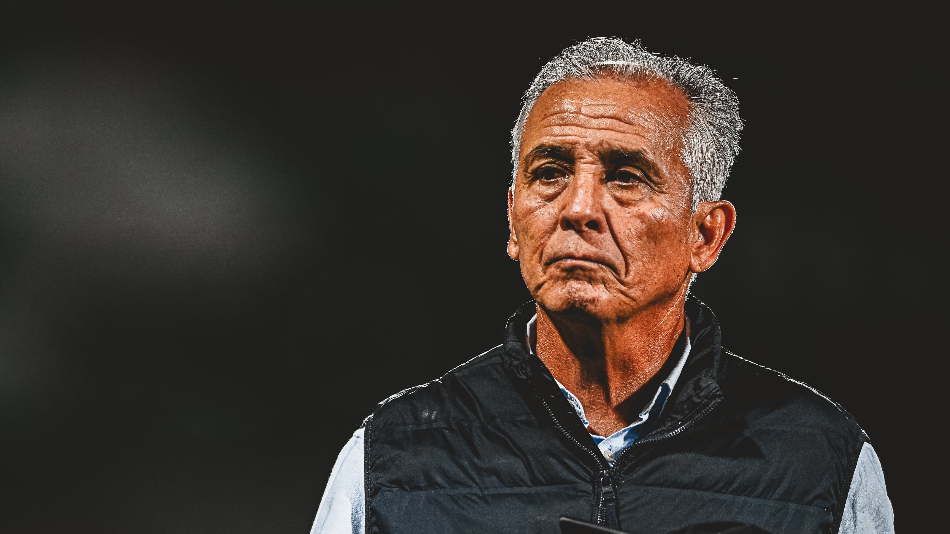 FMF sanciona a Sergio Bueno con multa por insultos a Katia Itzel en Liga MX