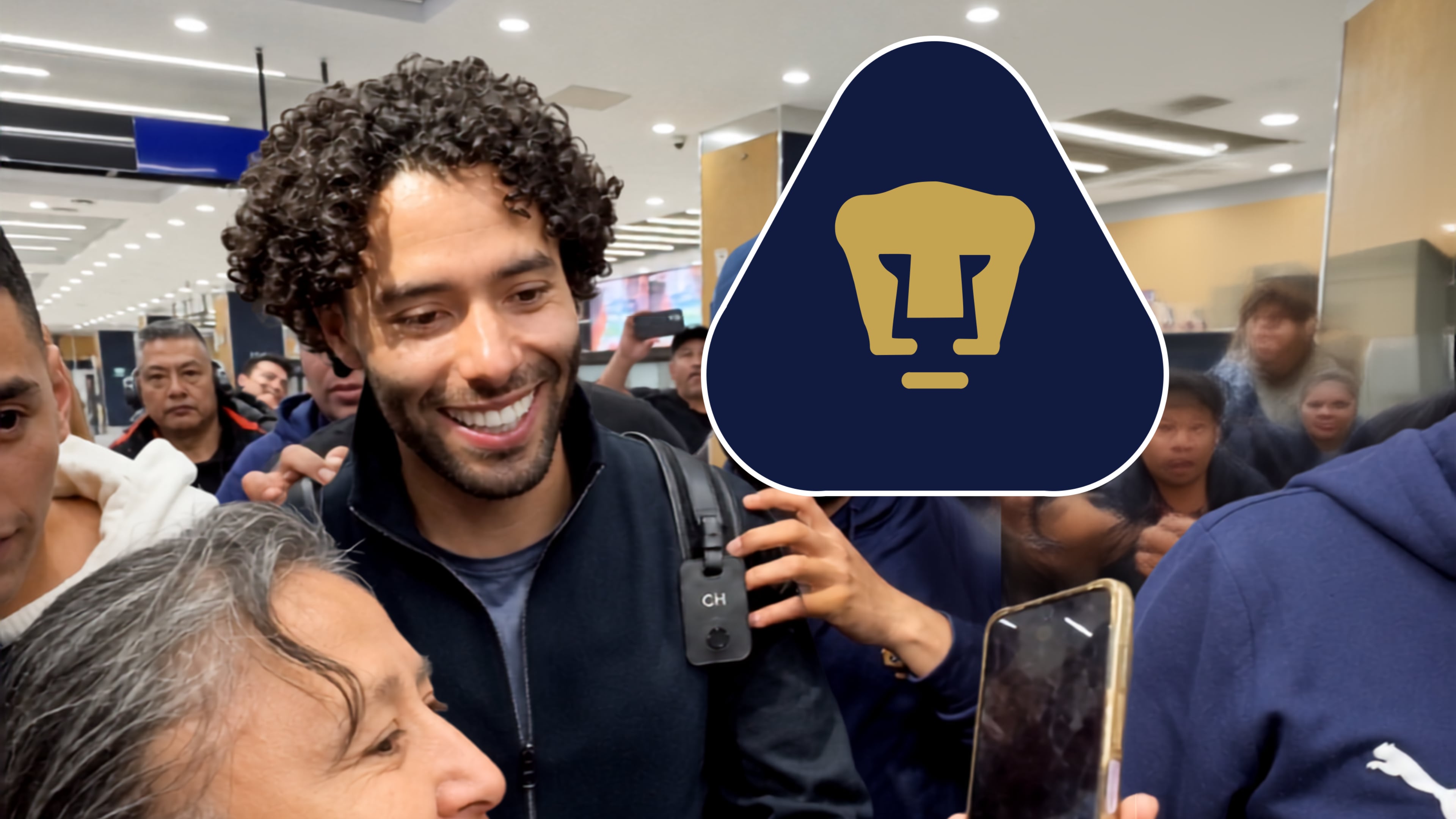 César Huerta regresó a México para enrolarse con Pumas