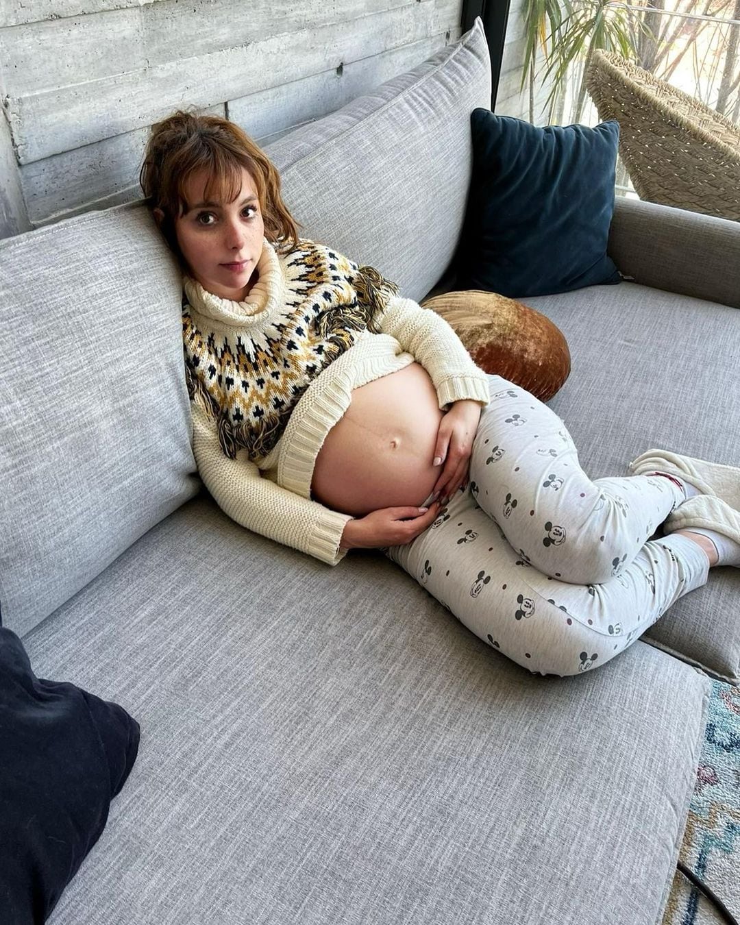 Natalia Téllez muestra su pancita de embarazo