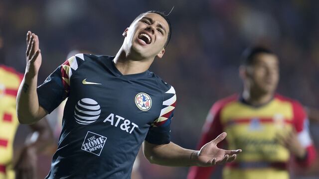 Jorge Sánchez se lamenta en un partido de las Águilas