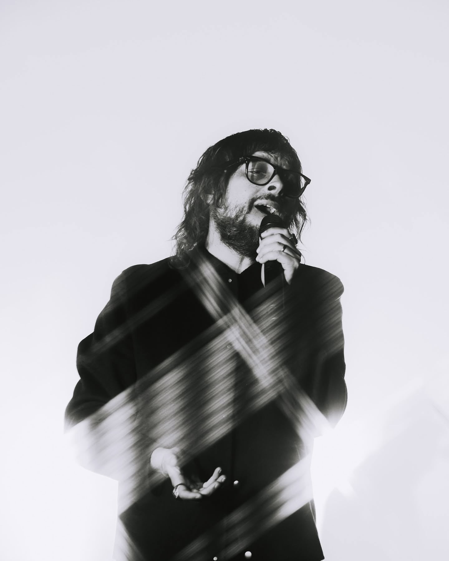 Manuel Mendoza, vocalista de Camilo Séptimo.