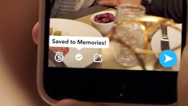 'Recuerdos' permite guardar snaps dentro de la misma aplicación.