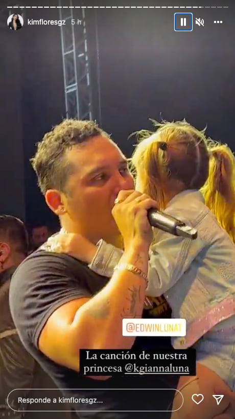 Edwin Luna sube a Gianna Luna al escenario