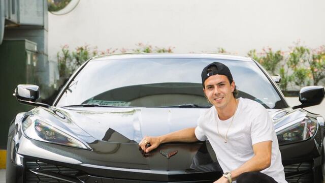 Sebastián Córdova y su nuevo auto