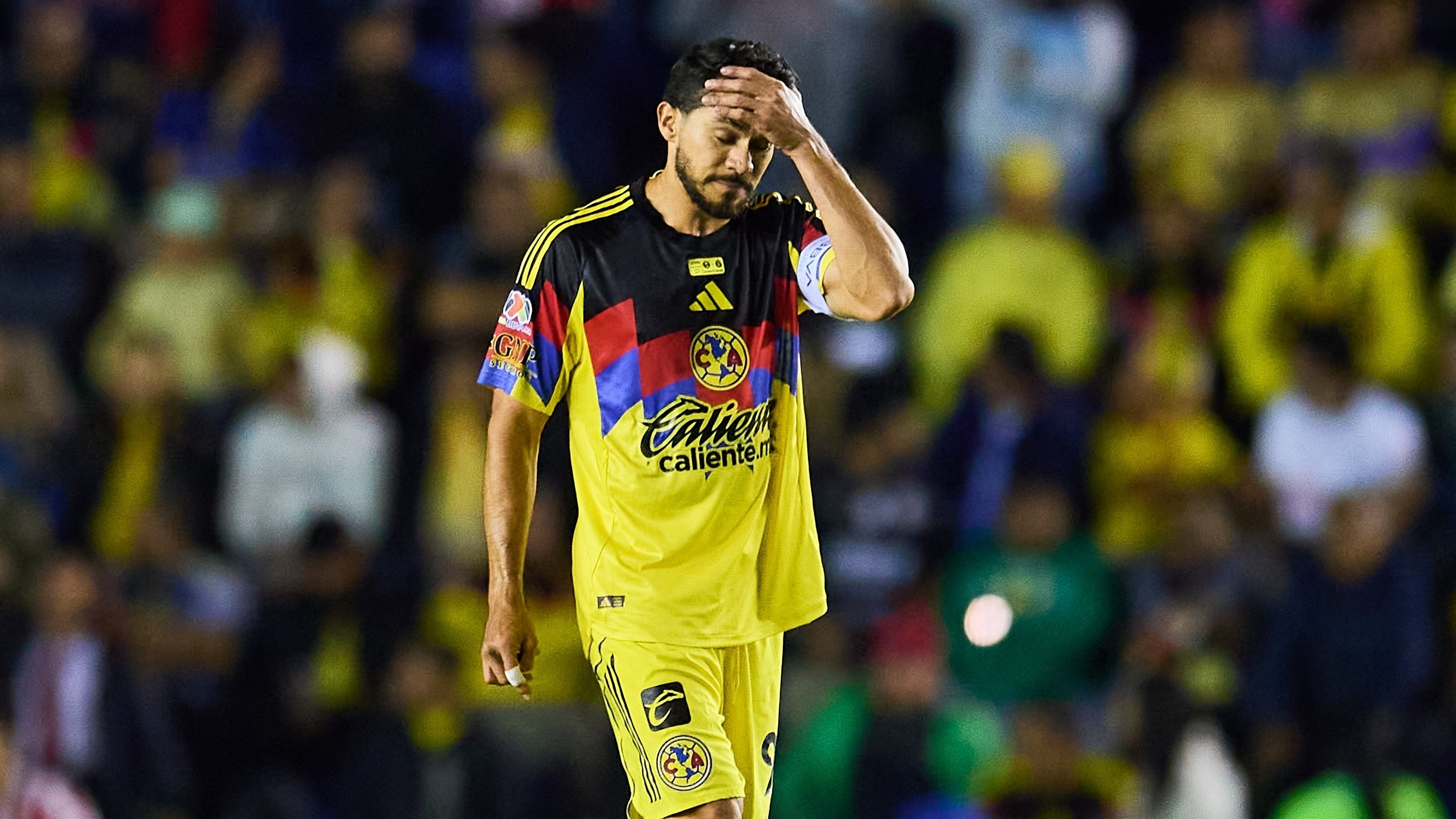 ¿Qué le pasó a Henry Martín? La Bomba sufre nueva lesión y se pierde el inicio del torneo