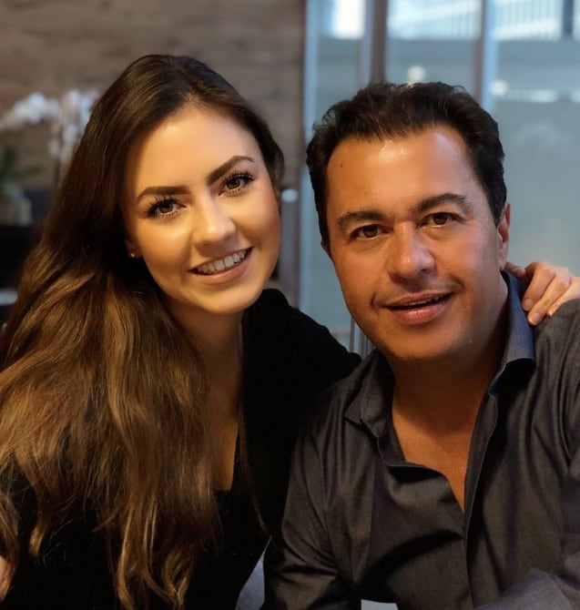 Montserrat Hogaza y su papá