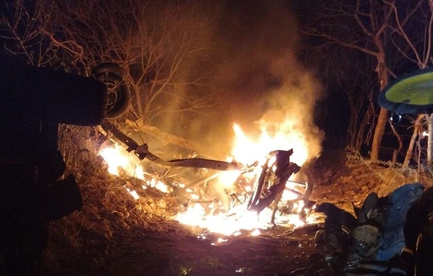 Explota camioneta en Tlajomulco de Zúñiga