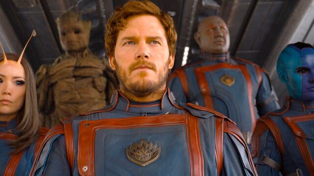 Chris Pratt con el elenco de Guardianes de la Galaxia 3.