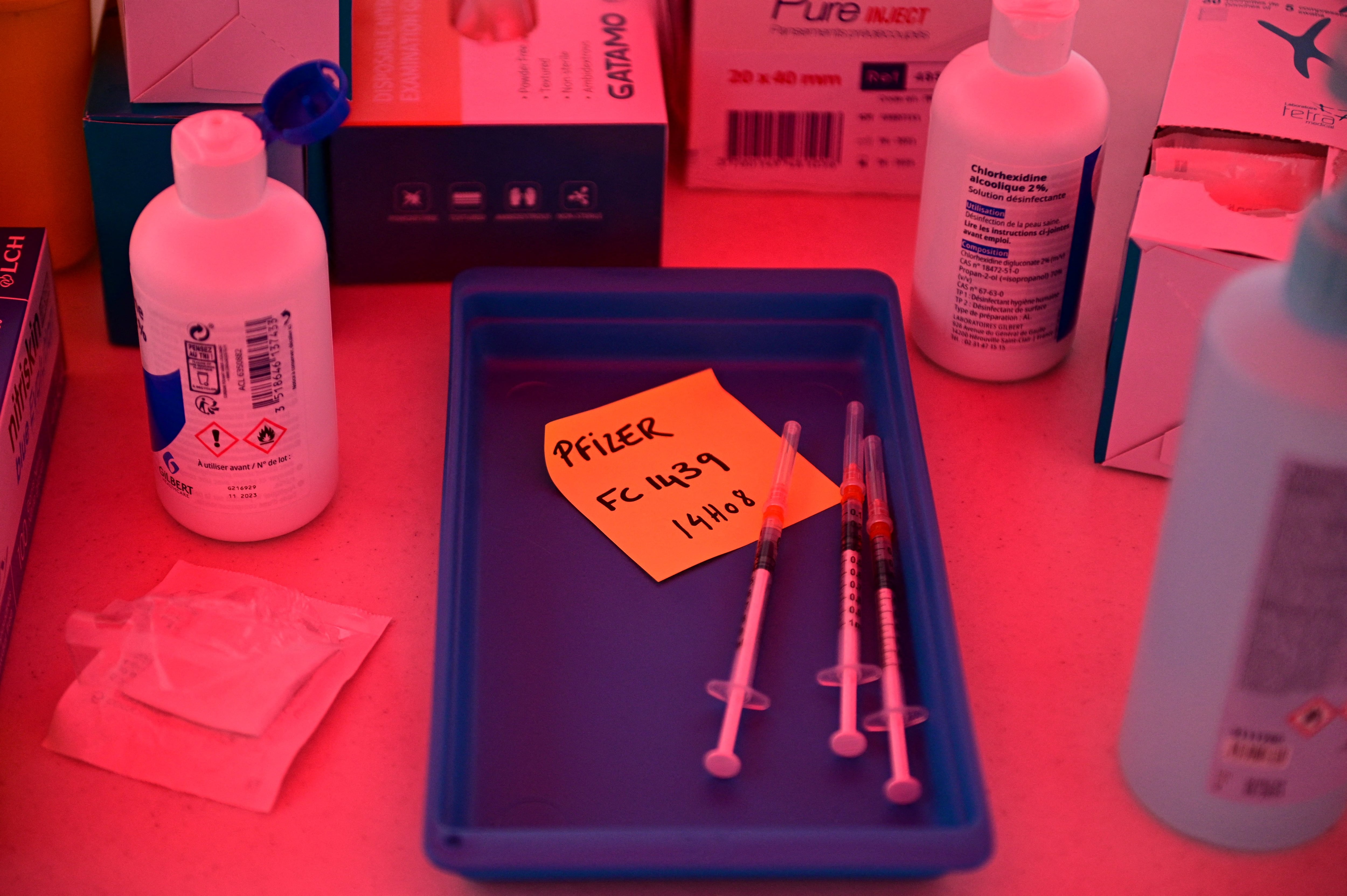 Vacua Pfizer/BioNtech contra el Covid-19