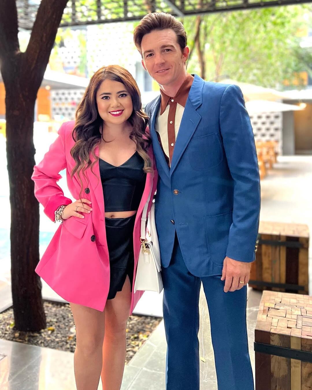 Mariana Botas y Drake Bell en 2022