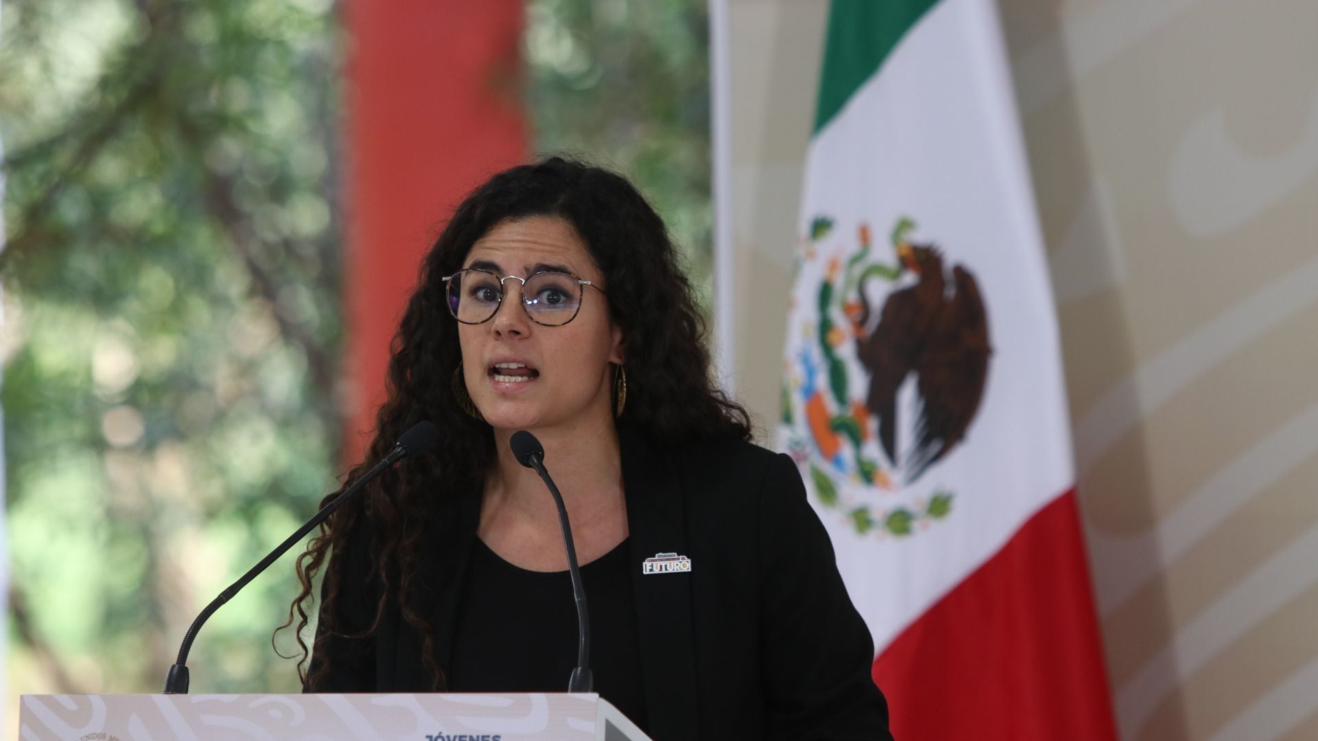 María Elena Pérez-Jáen presenta denuncias contra Luisa María Alcalde por presunto manejo irregular de dinero de Jóvenes Construyendo el Futuro