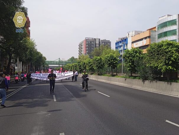 Bloqueo en San Antonio Abad, vecinos exigen "una ciudad digna"