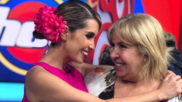 Andrea Escalona junto a su madre Magda Rodríguez