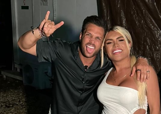 Nicola Porcella y Wendy Guevara