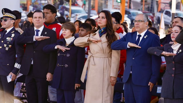Guanajuato celebró 202 años como Estado Libre y Soberna con acto cívico encabezado por Libia Dennise.