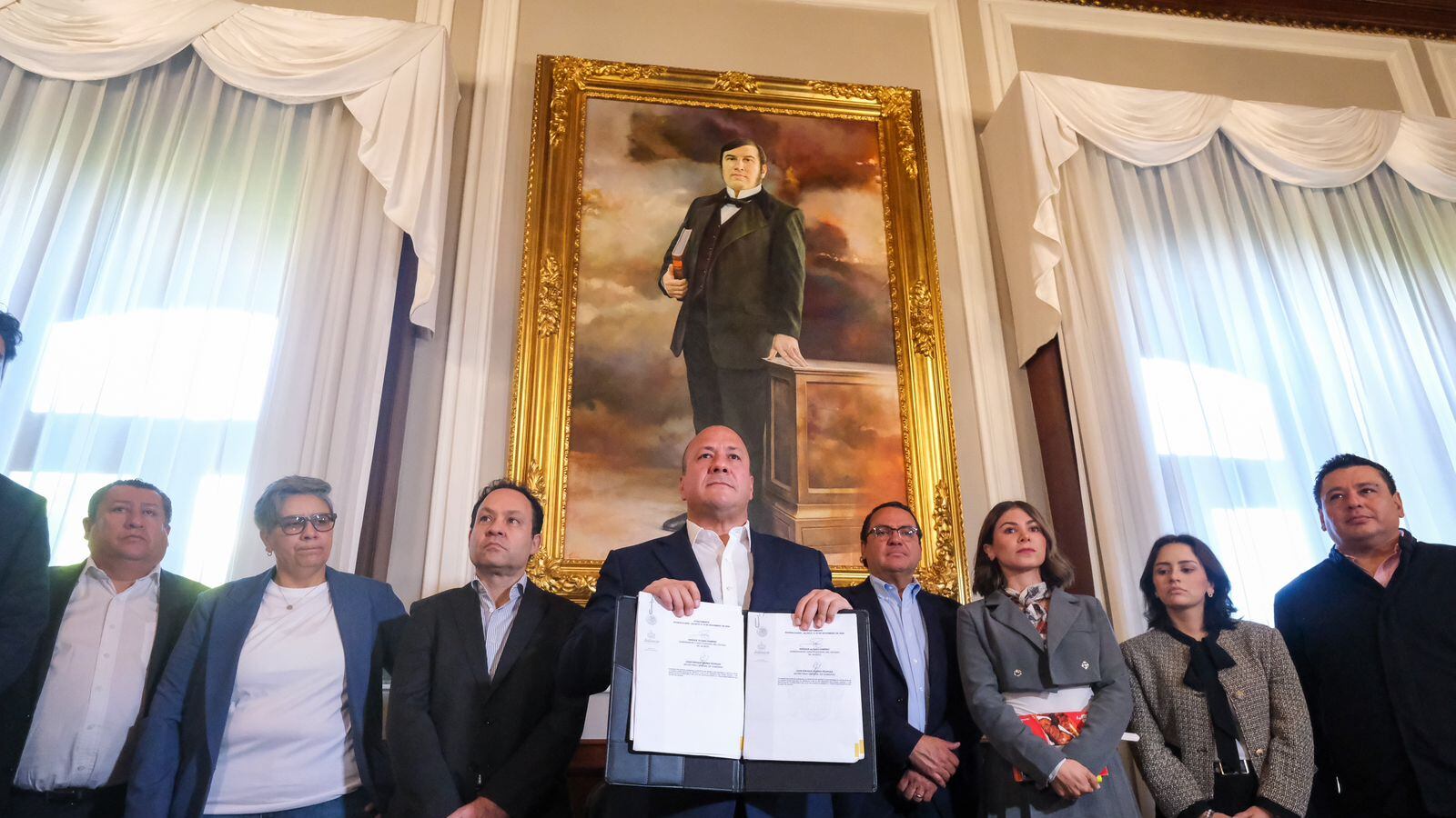 Enrique Alfaro presenta paquete de iniciativas para blindar Jalisco y buscar un nuevo pacto fiscal con la Federación