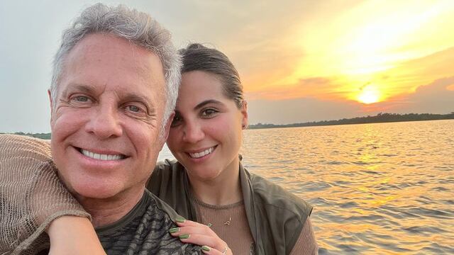 Alexis Ayala y Cinthia Aparicio