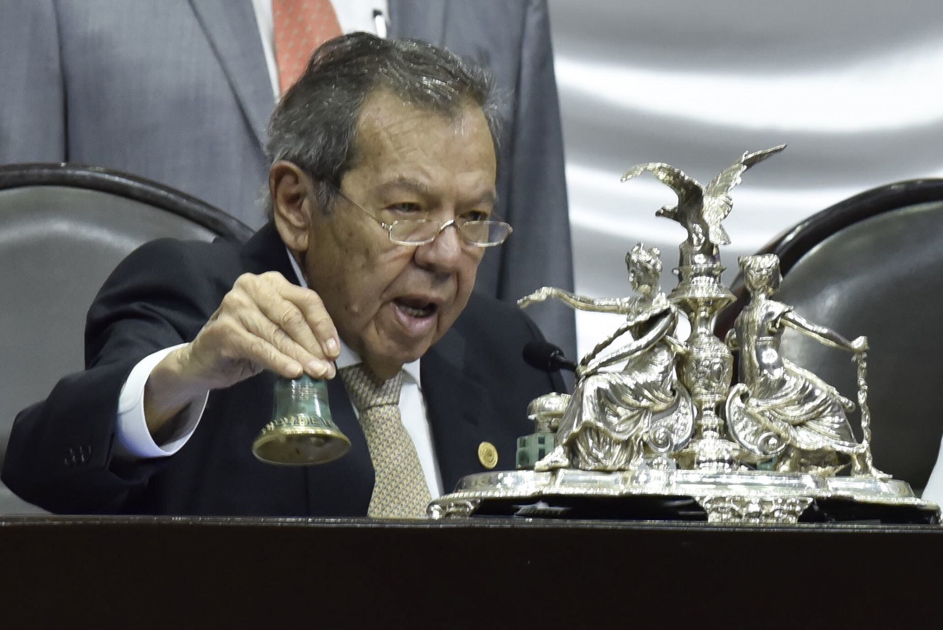 Porfirio Muñoz Ledo dijo que AMLO quiere usar las fuerzas armadas como Felipe Calderón en la guerra contra el narco.