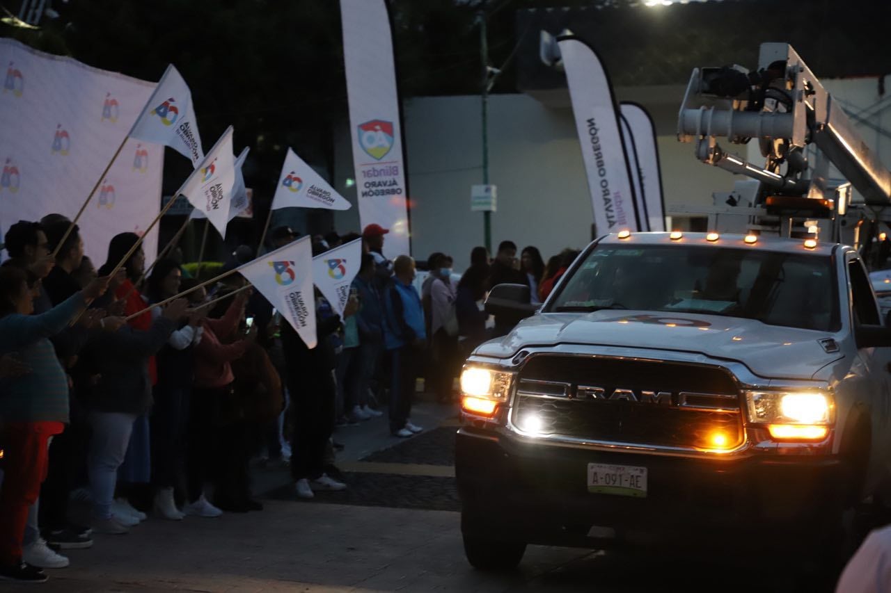 Lía limón rehabilita luminarias que beneficiaran al 86% de la población en Álvaro Obregón/Lía limón