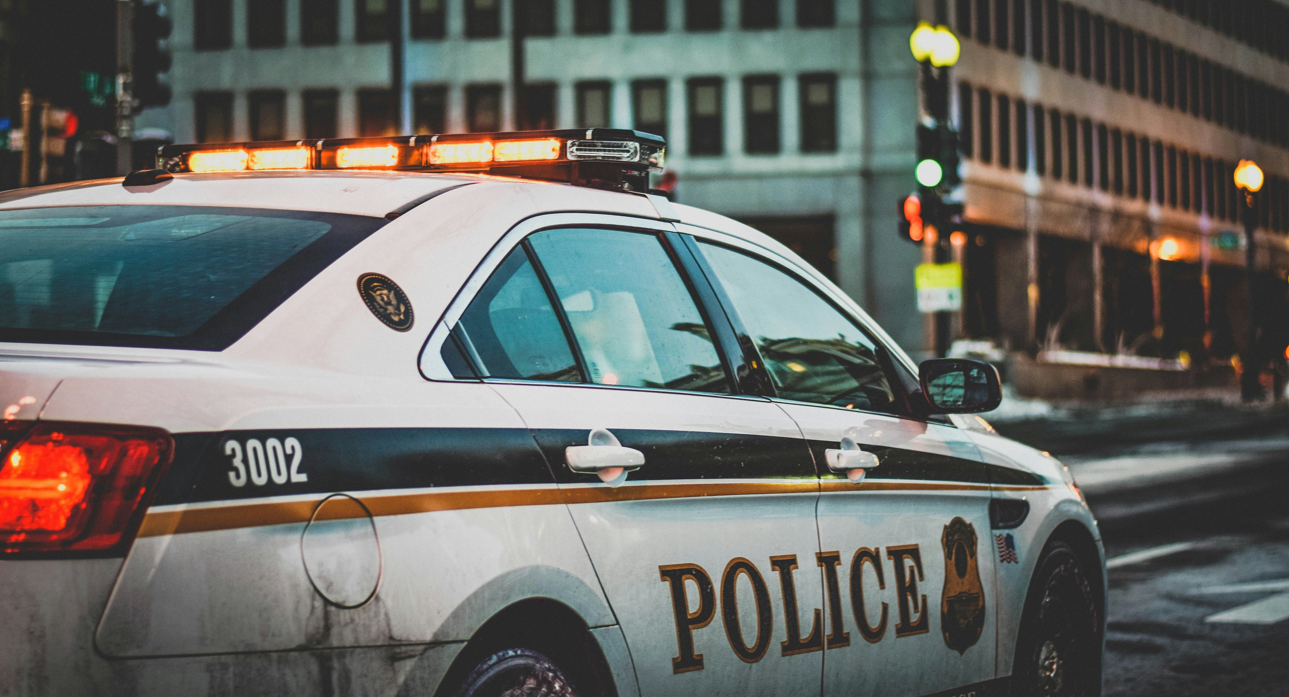 Policía