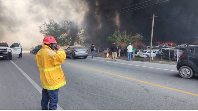 Incendio en corralón de Acapulco