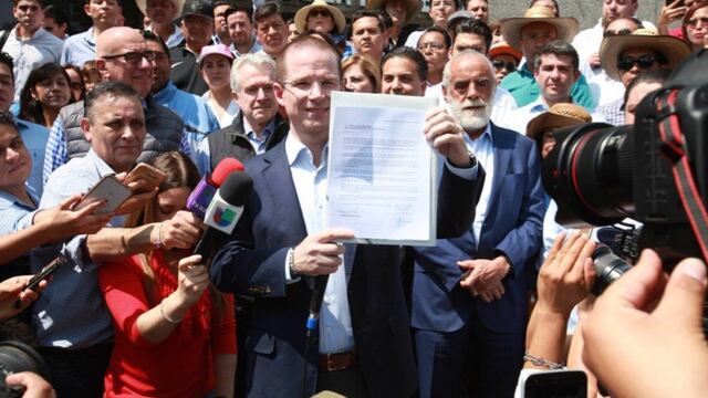 Ahora es el PRI quien está usando a las instituciones y es el PAN y sus aliados quienes sufren las de Caín.