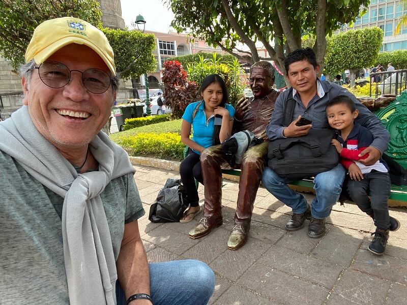 Columnista y familia del ingeniero