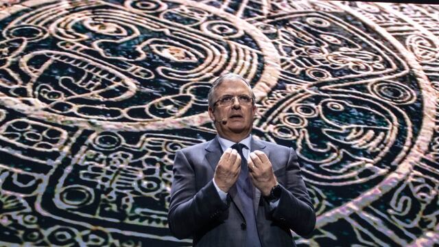 Marcelo Ebrard Casaubon, presento su agenda de seguridad llamada “Ángel” en el auditorio Blackberry.