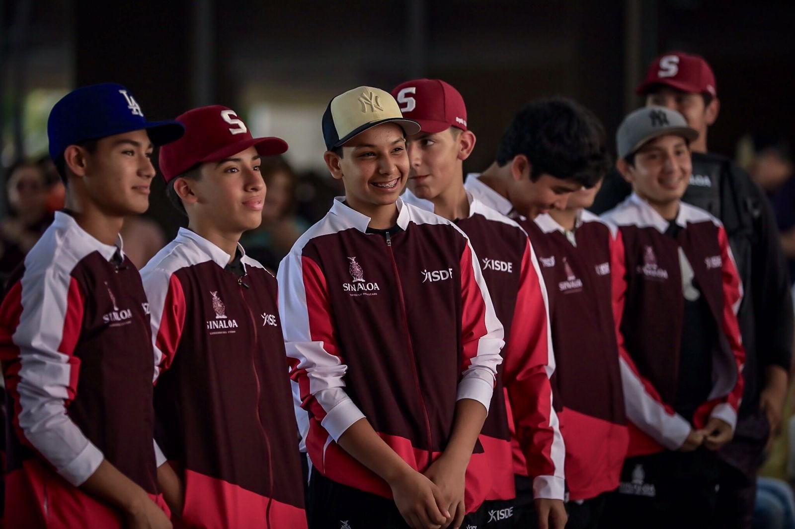 RUBÉN ROCHA ABANDERÓ A DEPORTISTAS DE SINALOA; VAN A LAS NACIONALES DE CONADE 2023