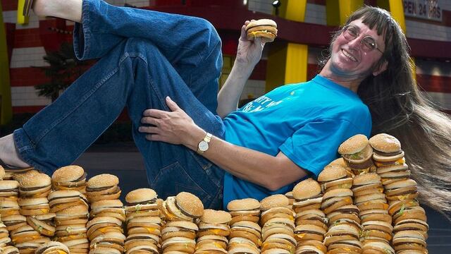 Donald Gorske lleva 50 años comiendo hamburguesas diario
