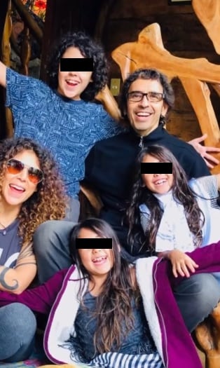 Familia de Vica Andrade y Memo del Bosque.