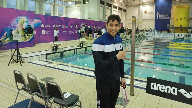 Miguel de Lara, nadador mexicano clasificado a París 2024.