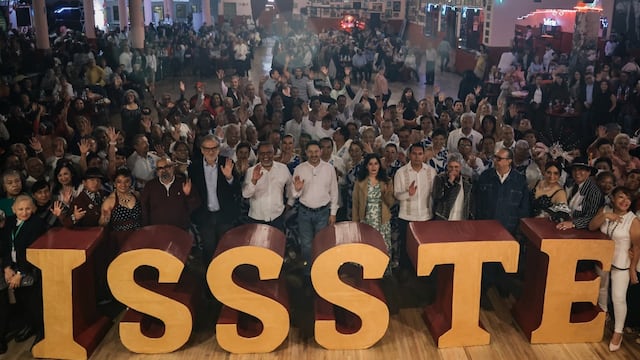 ISSSTE celebra a Adultos Mayores.