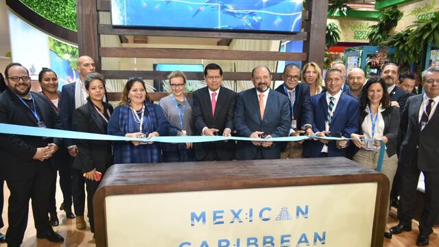 El corte de listón en la inauguración del Pabellón de Caribe Mexicano estuvo a cargo de la secretaria de Turismo de Quintana Roo, Marisol Vanegas Pérez en representación del Gobernador del Estado Carlos Joaquín González.