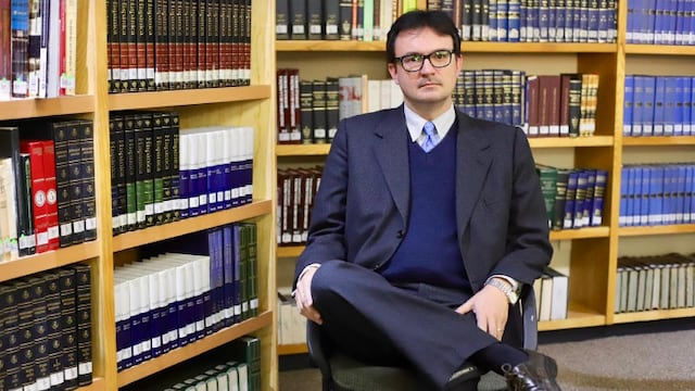 Dr. Rafael Estrada Michel,