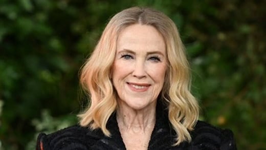 Forense revela la causa de muerte de Catherine O’Hara