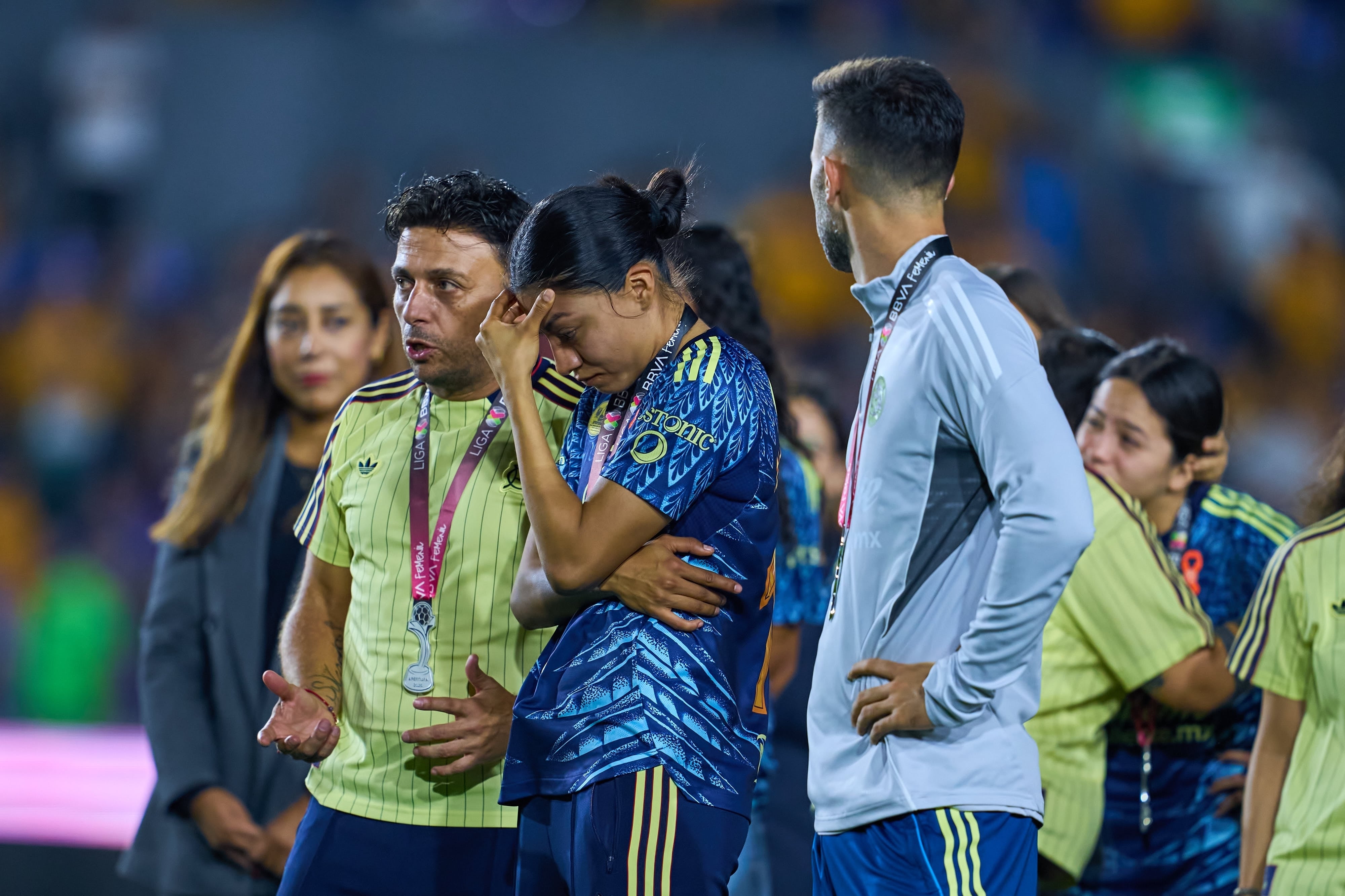 Ángel Villacampa suele ser un técnico intenso y cercano a sus jugadoras