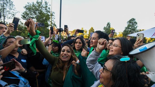 Diputadas celebraron el 25 de noviembre con la Marea Verde la aprobación de la Despenalización del Aborto en el Estado de México