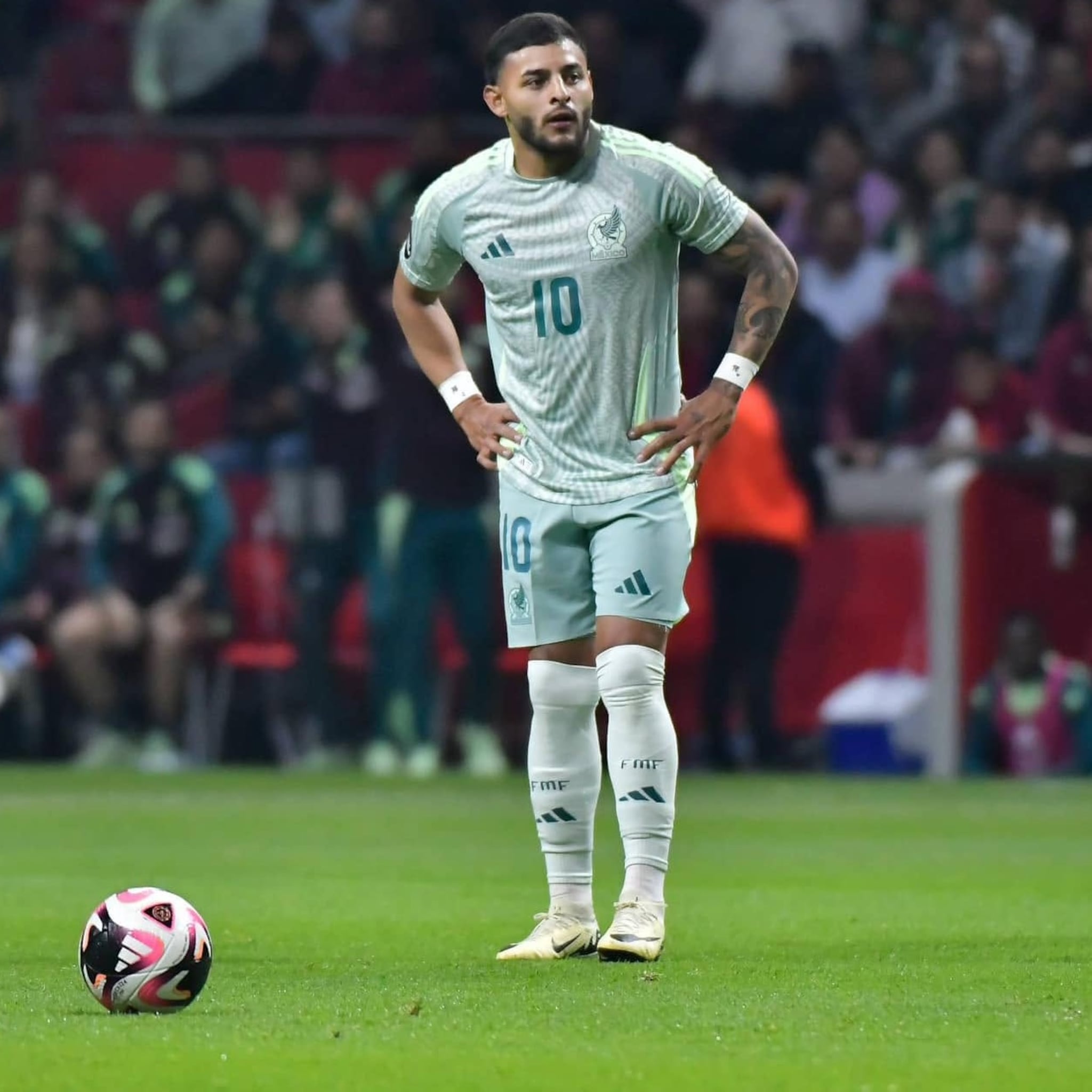 Alexis Vega contempla el retiro de la Selección; prioriza momento en Toluca